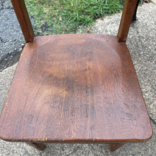 Load image into Gallery viewer, Heywood Eclipse Child's Size Desk &amp; Chair
