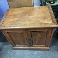 Load image into Gallery viewer, Record Storage End Table
