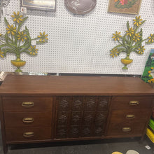 Load image into Gallery viewer, MCM 1960 9 Drawer Dresser/ Console

