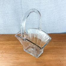 Load image into Gallery viewer, Vintage Heisey &quot;Margaret 465&quot; Glass Basket
