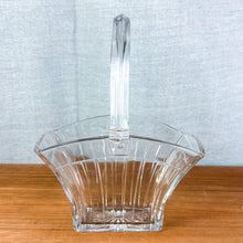 Load image into Gallery viewer, Vintage Heisey &quot;Margaret 465&quot; Glass Basket
