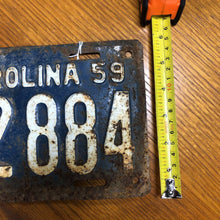 Load image into Gallery viewer, 1959 South Carolina D182884 Blue Automobile License Plate
