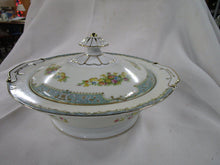 Load image into Gallery viewer, Vintage B-S Japan Floral Porcelain Covered Tureen Dish
