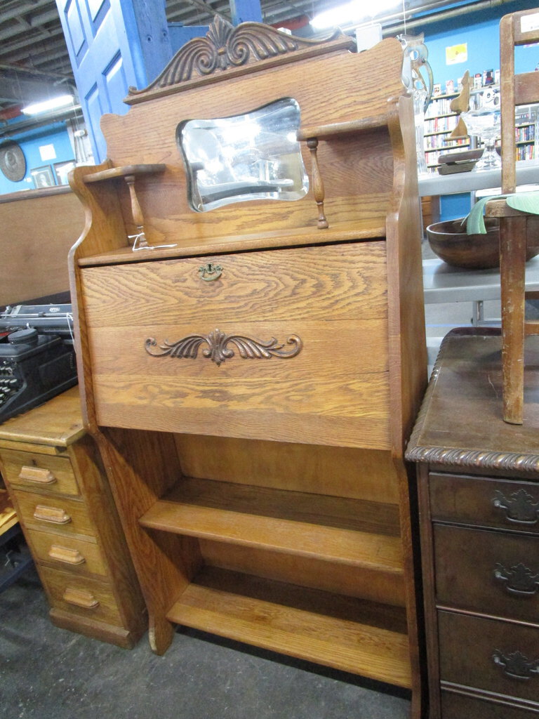 Vintage Larkin Soap Company Oak Ladies Secretary Desk