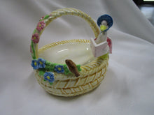 Load image into Gallery viewer, Beatrix Potter Schmid Jemima Puddle Duck &#39;April Love&#39; Music Box
