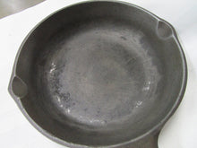 Load image into Gallery viewer, Vintage BSR USA No. 5 8 1/8 Inch Cast Iron Skillet Pan
