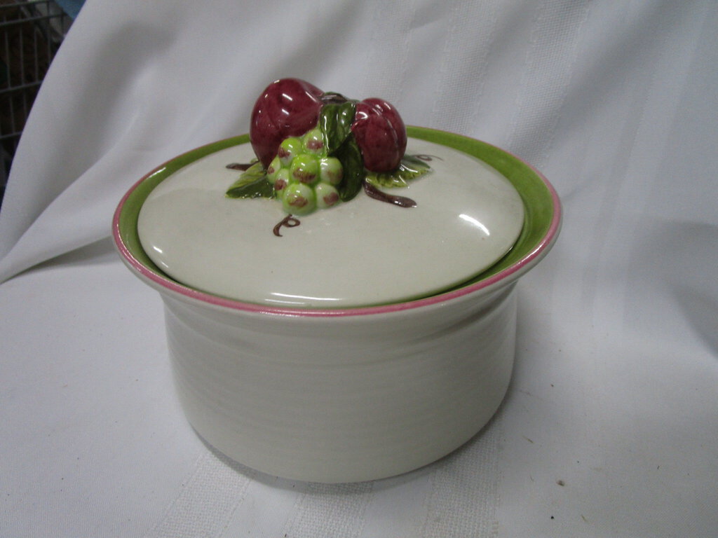 Vintage Metlox Poppytrail California Orchard Canister Cookie Jar