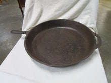 Load image into Gallery viewer, Vintage Unmarked #1 Heat Ring Large Cast Iron Skillet
