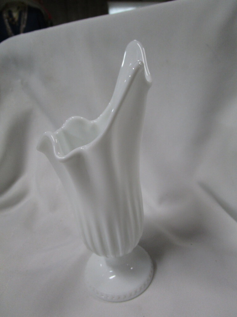 Vintage Fenton White Milk Glass Pedestal Swung Vase