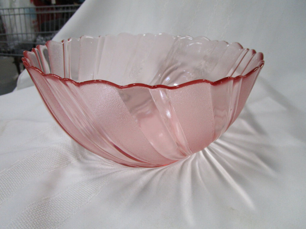 Vintage Vereco France Pink Swirl Glass Serving Bowl
