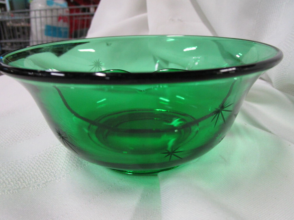 Vintage Paden City Star Cut Emerald Glo Green Glass Divided Nut Dish Bowl