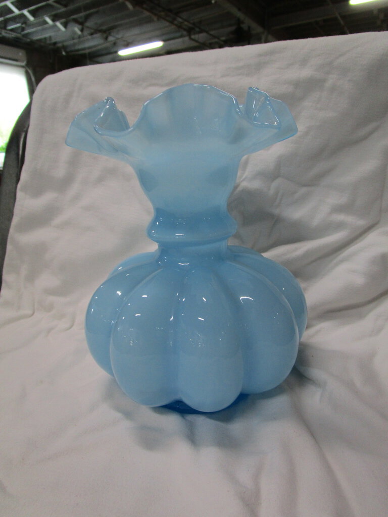 Vintage Fenton Blue Melon Ruffled Edge Vase