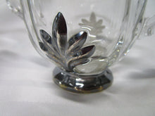 Load image into Gallery viewer, Vintage Clear Glass Leaf Motif Creamer and Sugar Set
