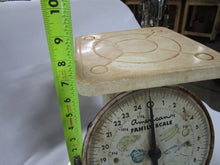 Load image into Gallery viewer, Vintage American Family Scale 25 Pound Kitchen Decor Scale
