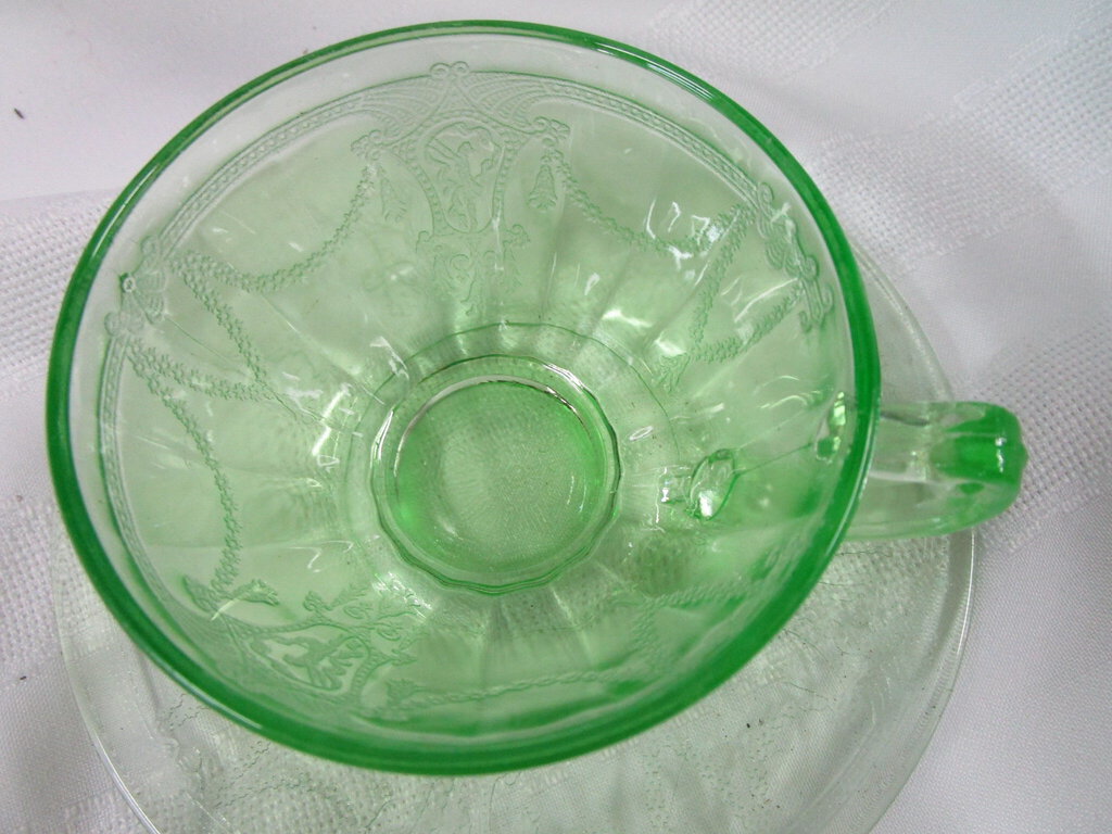 Hocking Glass Small Mixing Bowl, Uranium Glass, 3 Tall 