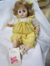 Load image into Gallery viewer, Vintage Madame Alexander Puddin 3930 Play Doll

