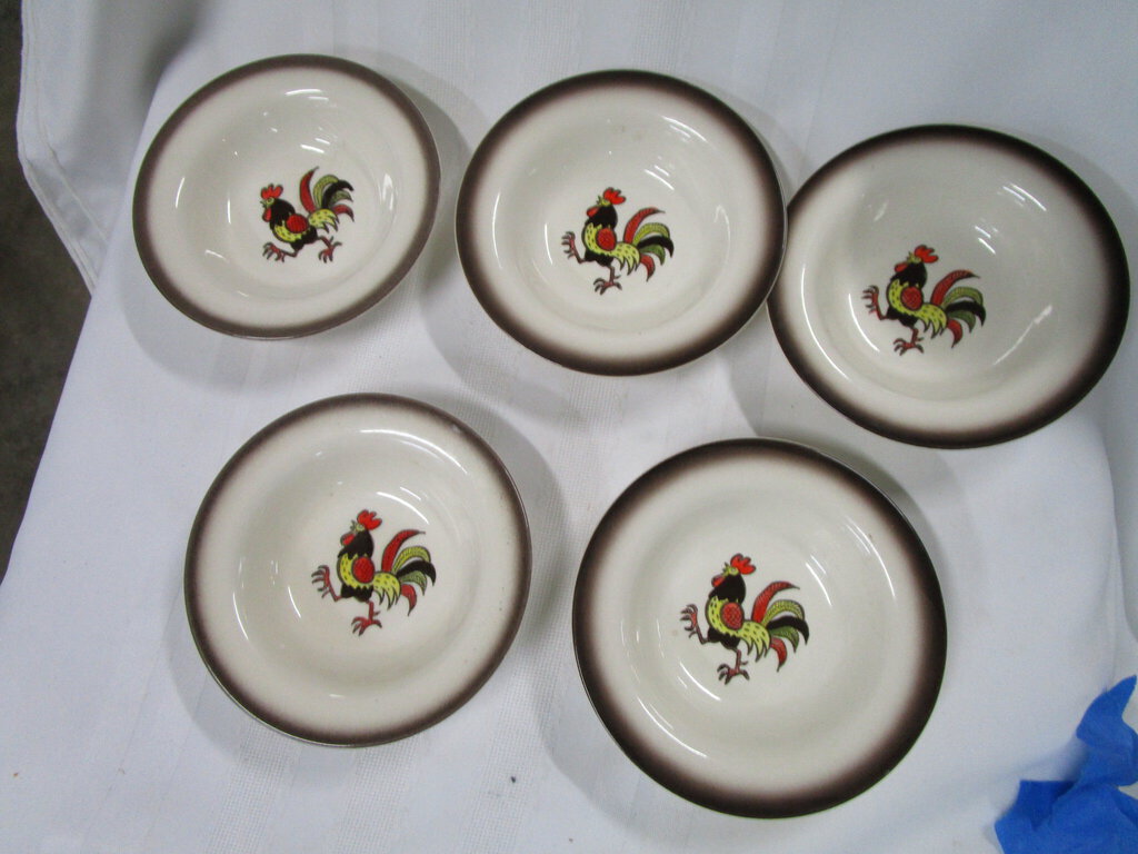 Vintage Metlox Provincial Red Rooster Dessert Bowls Set of 5