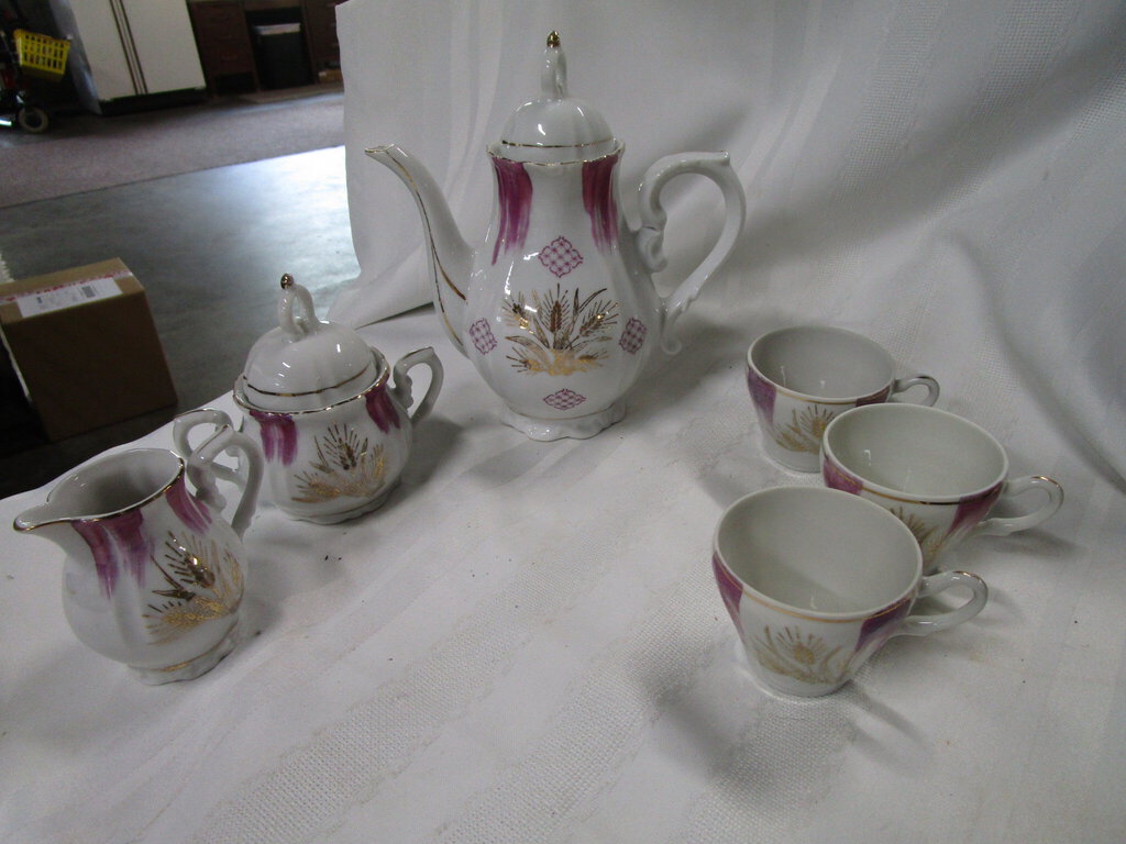 Vintage Wheat Pattern with Pink Accents Tea Service Set