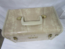 Load image into Gallery viewer, Vintage Samsonite Train Case Style 4512 Beige Marble Hard Body Case
