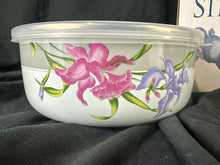 Load image into Gallery viewer, Vintage GMI 6 Piece Porcelain on Steel Bowl Set with Box
