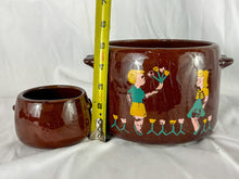Load image into Gallery viewer, Vintage West Bend Hand-Painted Bean Pot (No lid) Boy/Girl &amp; Two Bowls
