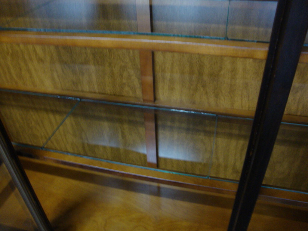 Vintage Bassett Furniture Oriental Two Piece China Hutch Vintage Bassett Furniture Oriental Two Piece China Hutch