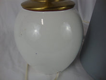 Load image into Gallery viewer, 1993 Emerson Creek Pottery Violets Accent Lamp with Clip On Shade
