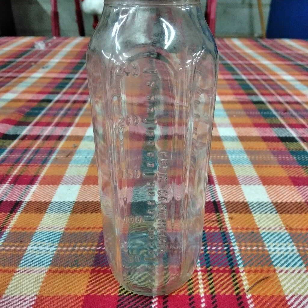 vintage evenflo glass bottles 1950's Evenflo 8 oz. Glass Baby Nursing Bottle with Black Plastic Top – Standpipe Antiques