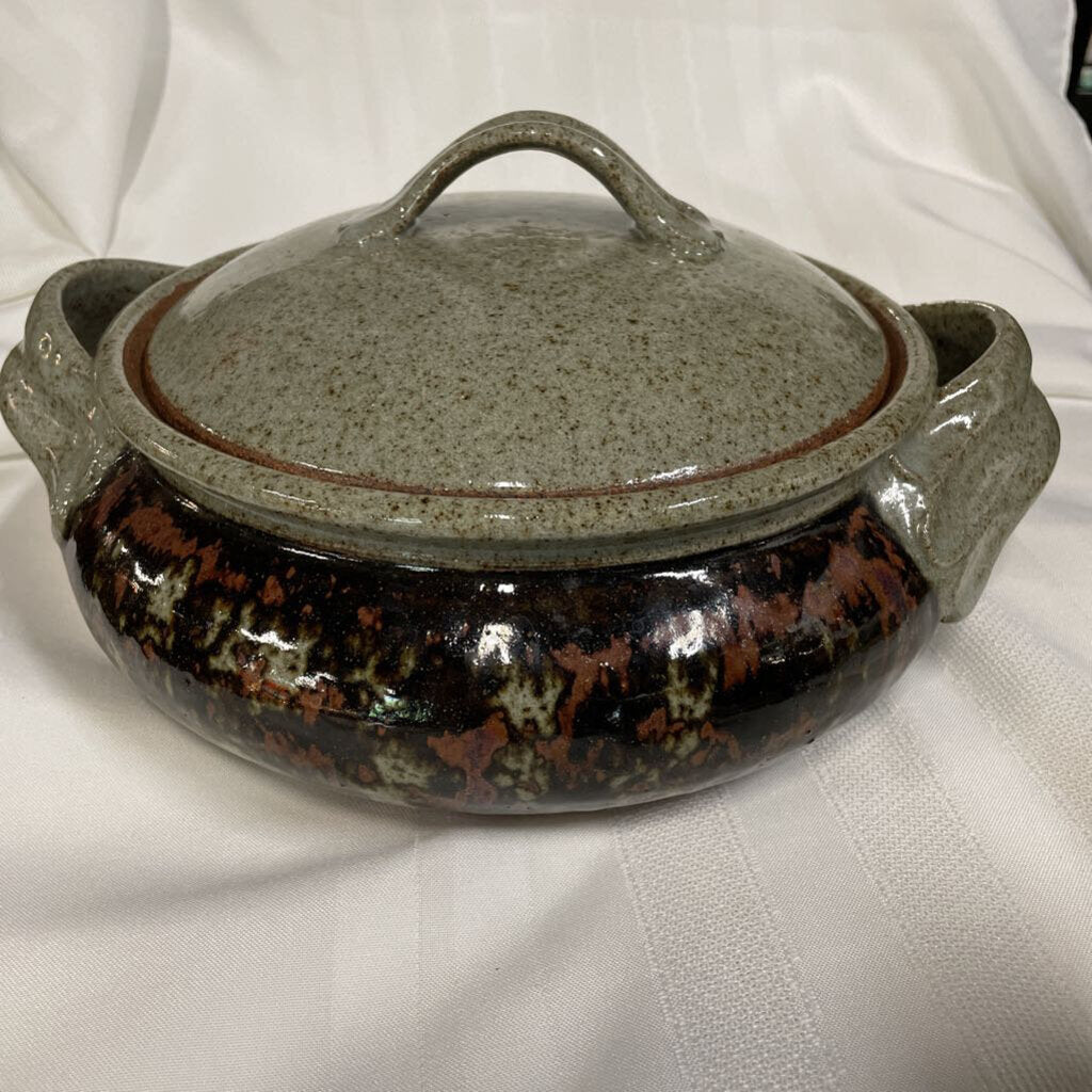Handmade Laurie Schmidt Signed Stoneware Casserole Serving Dish with Lid