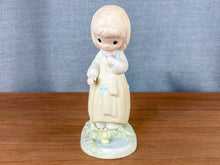 Load image into Gallery viewer, 1984 Precious Moments &quot;Summer&#39;s Joy&quot; Ceramic Figurine
