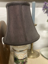 Load image into Gallery viewer, South Carolina 1970 Tricentennial Decanter Lamp
