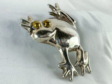 Load image into Gallery viewer, Vintage Sterling Silver Frog Brooch/Pendant
