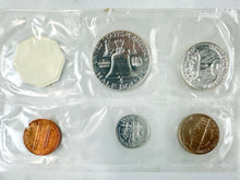 Load image into Gallery viewer, 1960 Coin Mint Set, Philadelphia Mint
