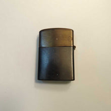 Load image into Gallery viewer, Vintage Craftsman Japan Metal Golfer Lighter
