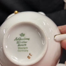 Load image into Gallery viewer, Vintage Seltmann Weiden Bavaria Tea Set, Liane

